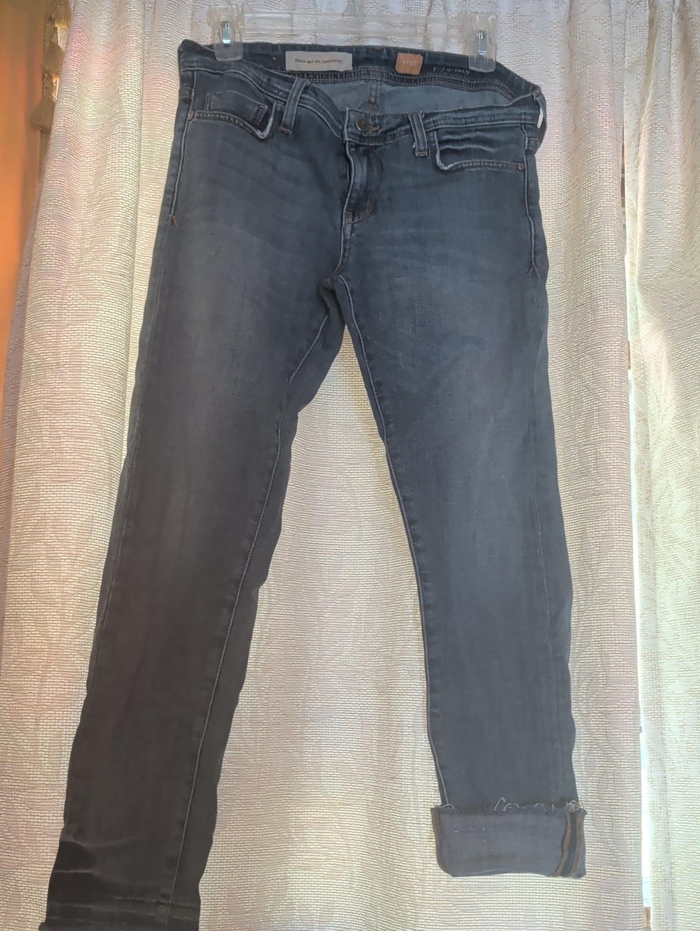 Women’s Skinny Jeans